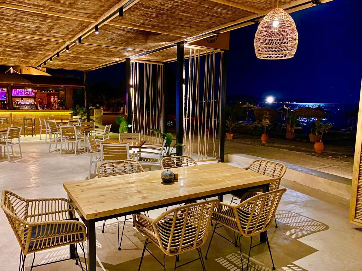Zoom Beach Hotel Kandia Exterior photo